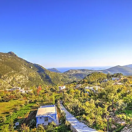 ヴィラ Kalkan'da Manzarali Ve Havuzlu, Tas